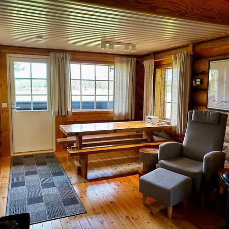 Ruska 2, Yllaes, Aekaeslompolo, Lapland - Log With And Fell Scenery Äkäslompolo