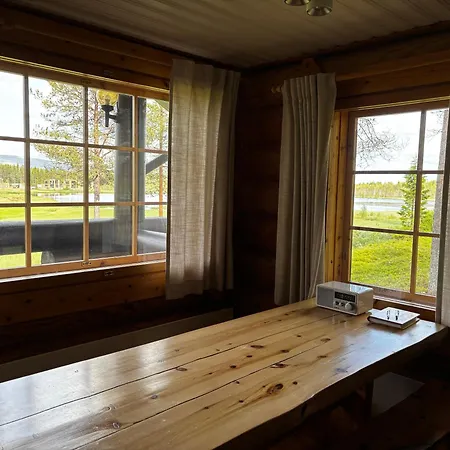 Chalet Ruska 2, Yllaes, Aekaeslompolo, Lapland - Log With And Fell Scenery Äkäslompolo